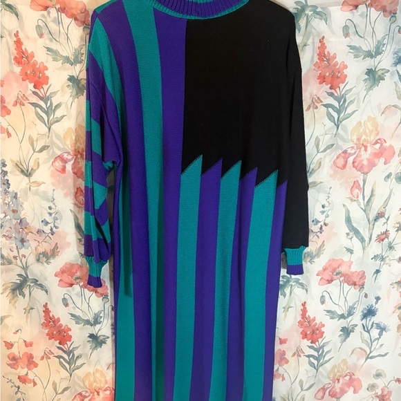Vintage Colorful Striped Sweater Dress - Picture 6 of 11